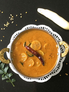 A picture of Mooli Huli / Sambar.
