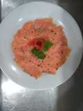 Carpaccio de salmón