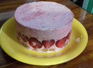 Una foto de Torta helada de Frutillas
