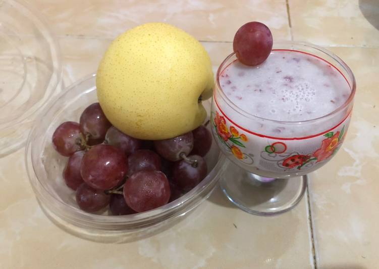 Smoothie Pear + Grape + Yogurt