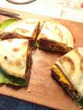 Hamburguesa completa al plato!