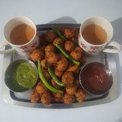 A picture of Methi Gotta.