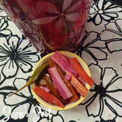 Arabic Pickled Mixed Vegetables A picture of Arabic Pickled Mixed Vegetables.