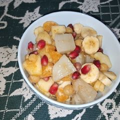 A picture of Sweet Potato And Fruit Chaat.
