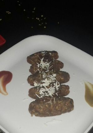 A picture of Moong dal ke paneer stuffing fritters.