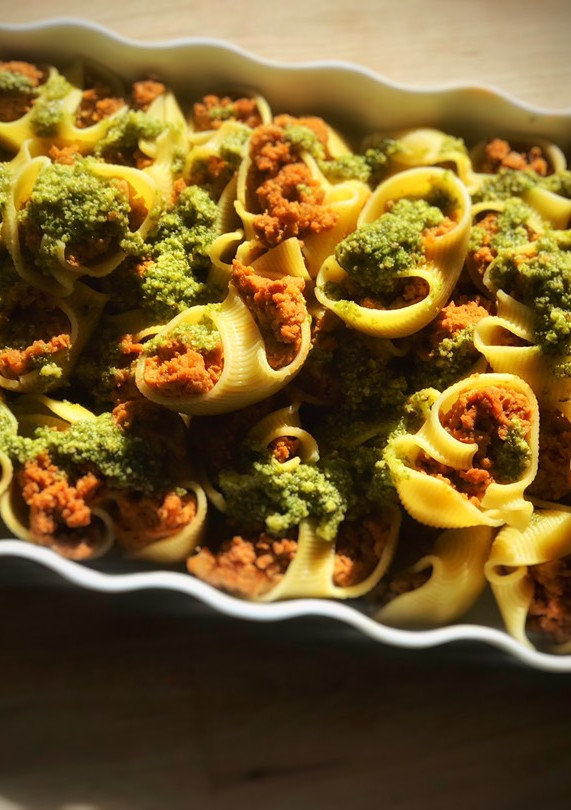 Una foto de Lumaconi rellenos con pesto
