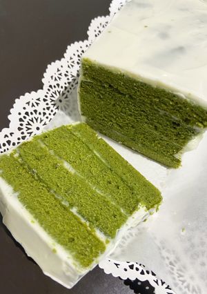 Una foto de Matcha green velvet cake