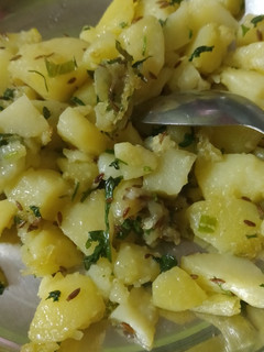 फलिहारी आलू (falihari aloo recipe in Hindi) रेसिपी मुख्य फोटो