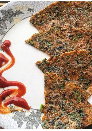 A picture of Meethi ka paratha.