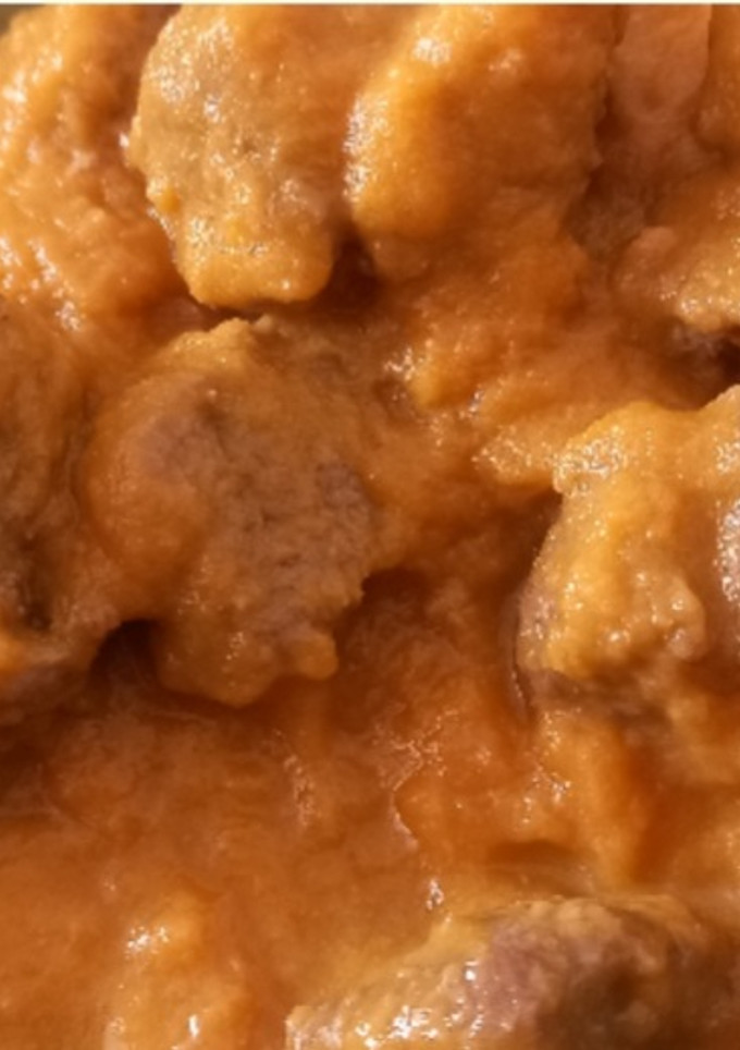 Una foto de Carne en salsa de zanahorias