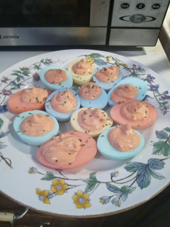 A picture of Easter Jalapeño Deviled Eggs.