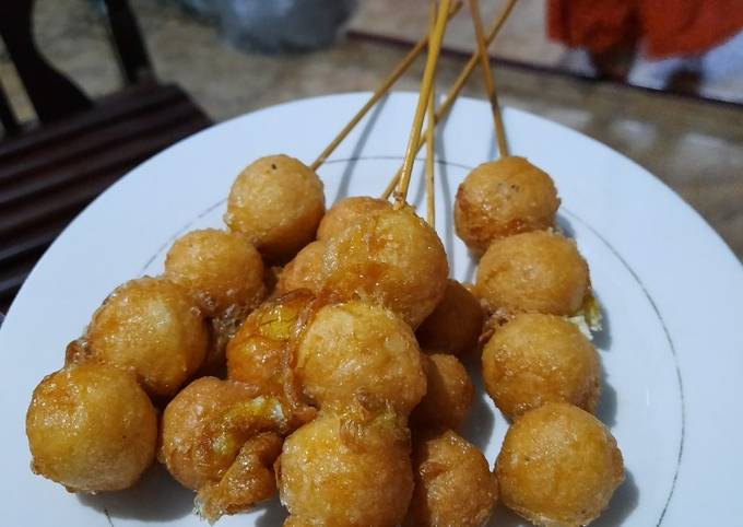 Sate tahu bulat