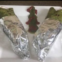 A picture of Palak veg Roll.
