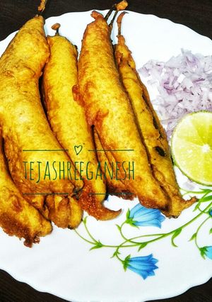 मिरची भजी (mirchi bhaji recipe in marathi) रेसिपी चे मुख्य फोटो 