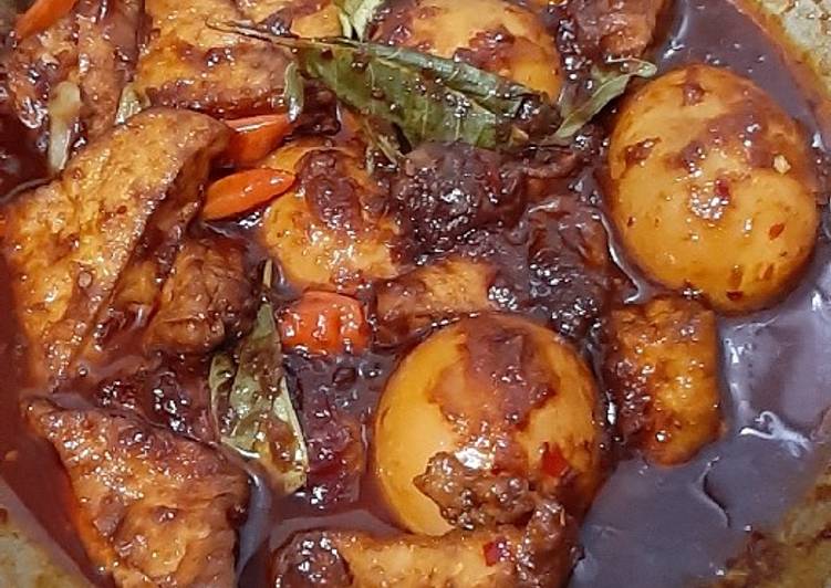 Semur Telur tahu pedas manis