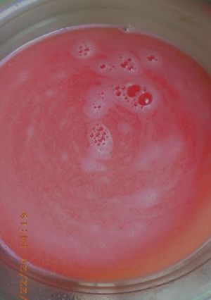 A picture of Watermelon and pineapple smoothie.