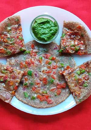 A picture of Ragi Uttapam.