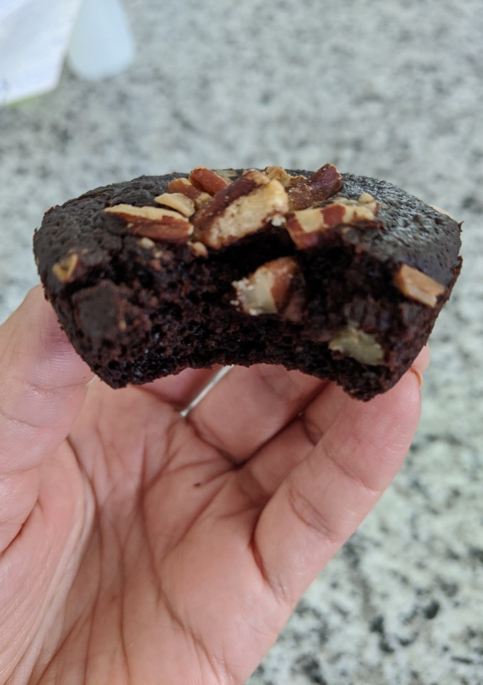 Una foto de Pastel de chocolate con nueces (vegano)