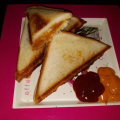 A picture of Masala cheese sandwich.