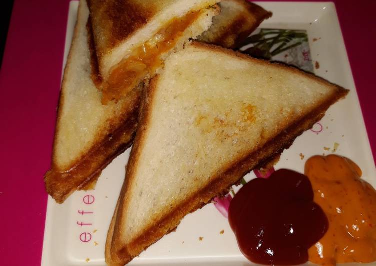 Masala cheese sandwich