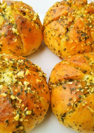 Foto resep Korean Garlic Cheese Bread tanpa diulen