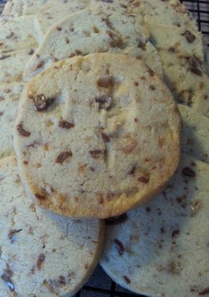 A picture of Toffee Butter Ice Box Cookies.