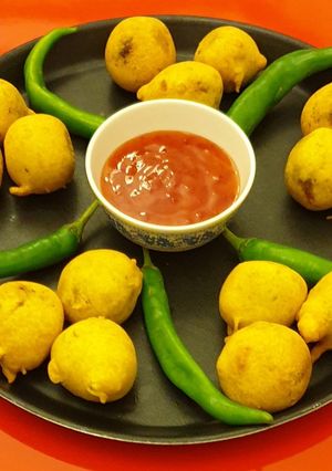 ગોટા (Gota Recipe in Gujarati) રેસીપી મુખ્ય ફોટો