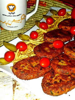 عکسی از دستور کوکو سیب زمینی با تره