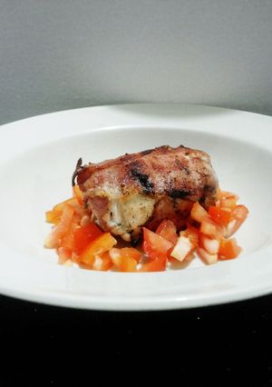 Foto resep Bacon Wrapped Chicken with Herb Butter filling/Dada Ayam Isi Bungkus Bacon