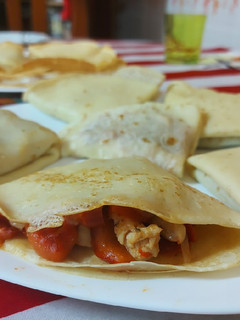 Una foto de Crepes rellenos