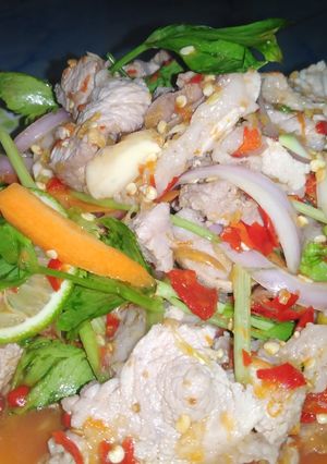 รูปของ ยำหมูสะดุ้ง