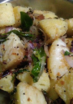 A picture of Fried Idli.