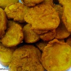 A picture of Aloo Pakora.