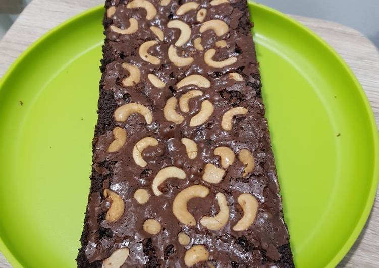 Triple Chocolate Fudgy Brownies