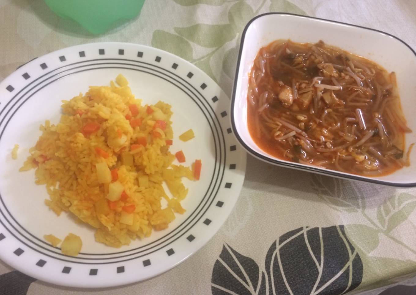 Sopa con germinado de soya y arroz
