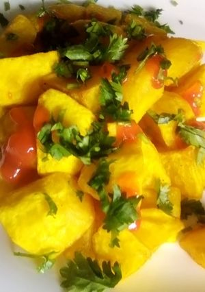 A picture of Fried turmeric potatoes.