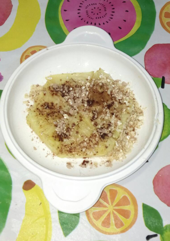 Una foto de Piña con miel, avena y chocolate