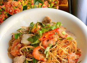 Hình của món Nộm (Gỏi) Hoa Chuối Tôm Thịt.