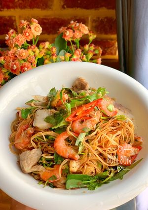 Hình của món Nộm (Gỏi) Hoa Chuối Tôm Thịt.