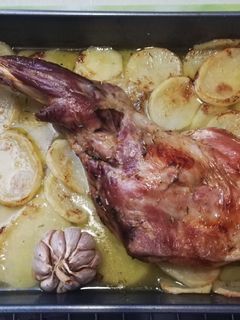 Una foto de Paletilla de cordero al horno