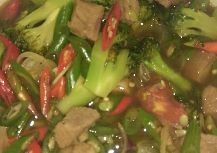 Resep Tumis brokoli, buncis, beef yang simpel