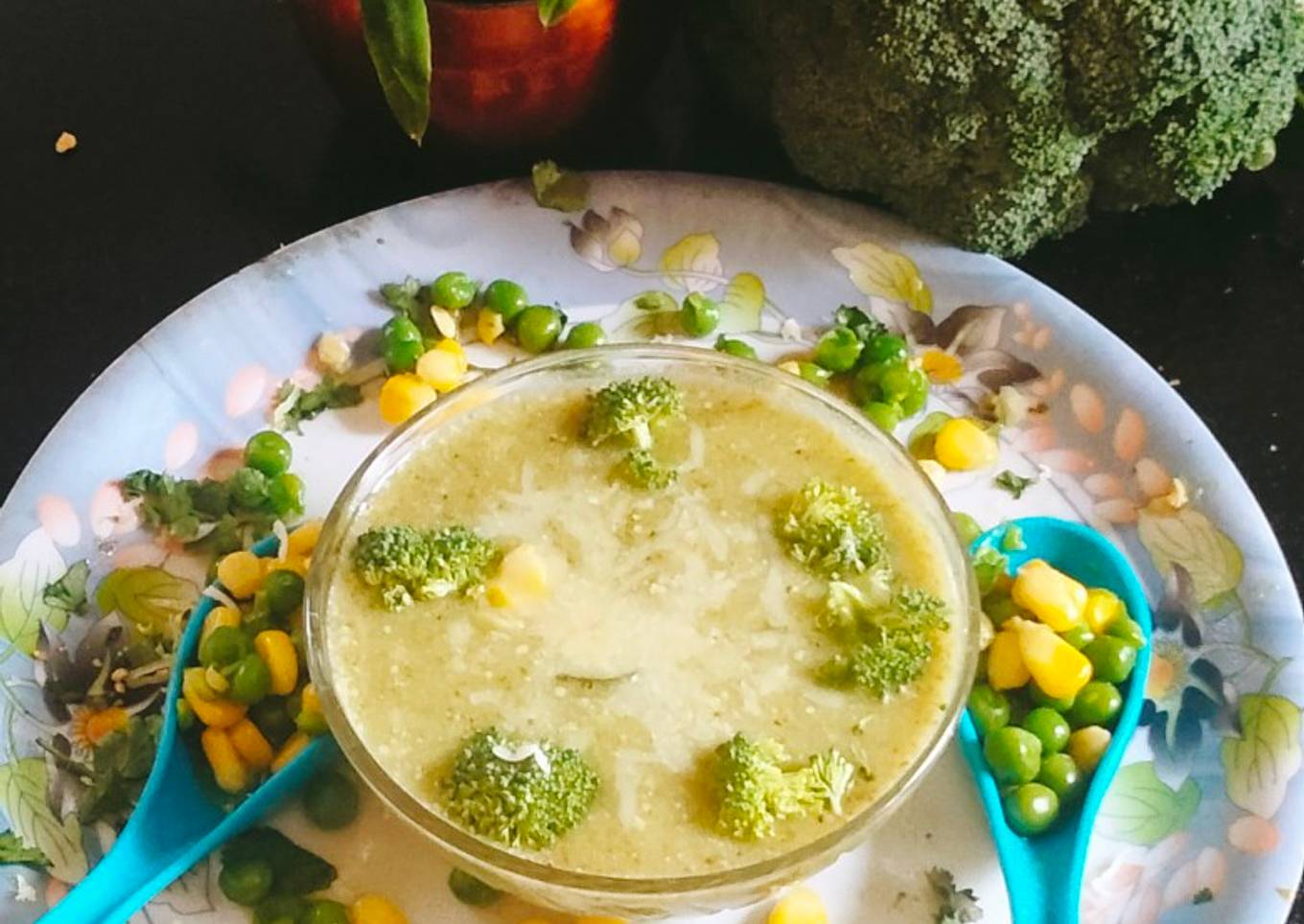 Broccoli cheese soup