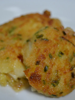 Una foto de Croquetas de puerro y gamoneo (queso azul)