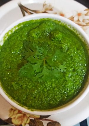 आम पुदीना चटनी (Aam pudina chutney recipe in hindi) रेसिपी मुख्य फोटो