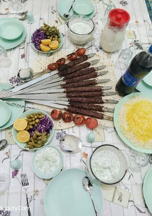 عکسی از دستور کوبیده خونگی روزای قرنطینه 😉