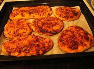 Una foto de Foccacciasss de jueves con ragú (este ragú es apetito o hambre)