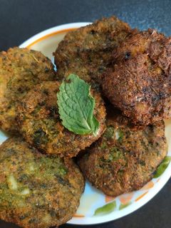 हराभरा कबाब (harabhara kabab recipe in marathi) रेसिपी चे मुख्य फोटो