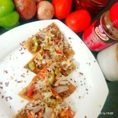 A picture of Paratha Pizza.