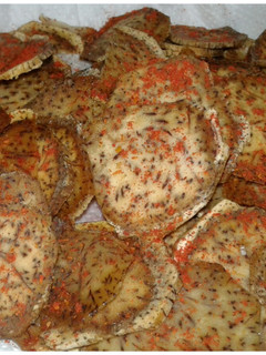 A picture of Chillie fried arrowroots.