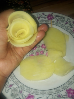 عکسی از دستور گل سیب زمینی 🥔
